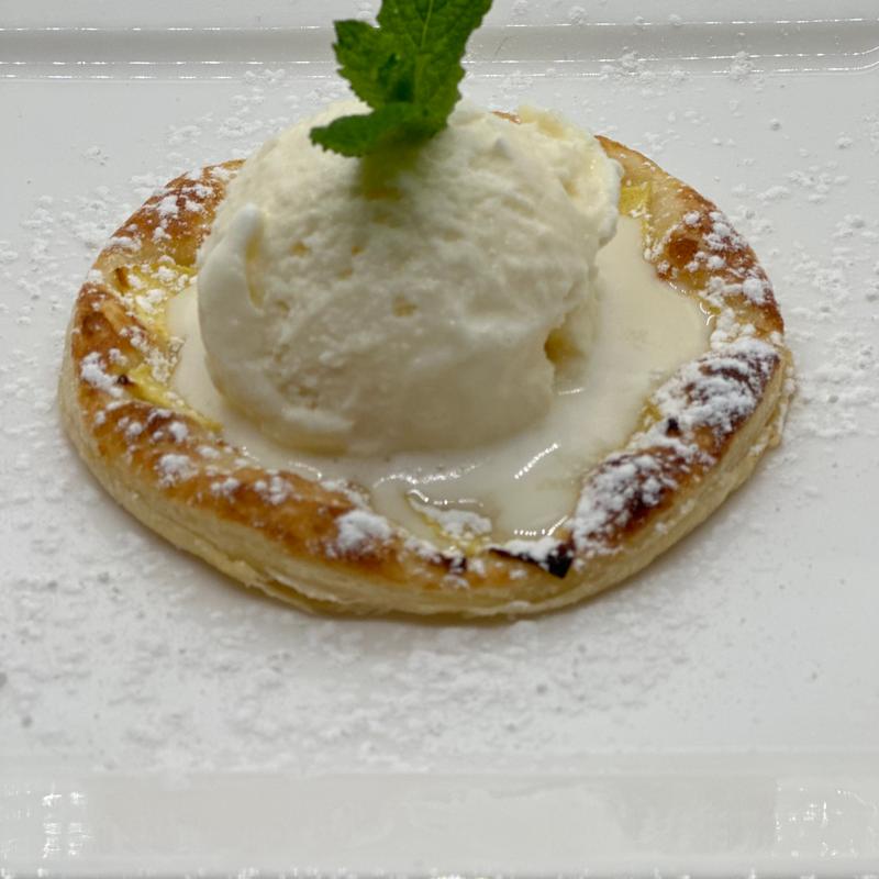 Apple Tart A La Mode photo