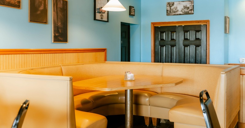 Seating booth for multiple people