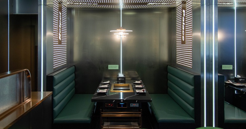 Interior seating space