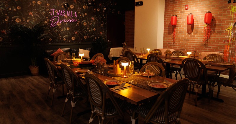 Tables readz for guests