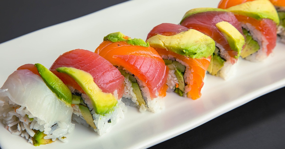 Rainbow Roll, close-up