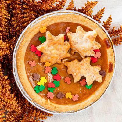 Pumpkin Pie, with colorful decorations