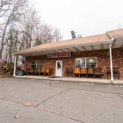 Outdoor view of the diner.