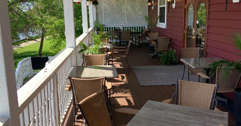 Exterior, porch, tables and chairs