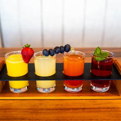 Mimosa flight, served, front view.