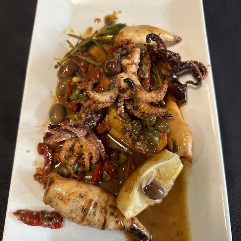 Polpettini & Calamari Grigliati photo