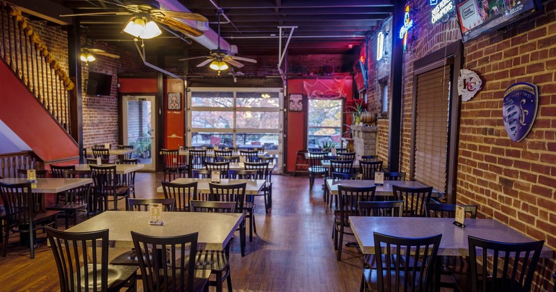 Wide view to diner area