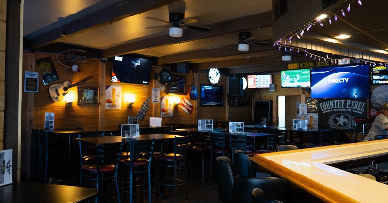 Interior, tables and chairs
