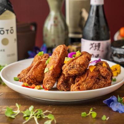 Chicken wings, served