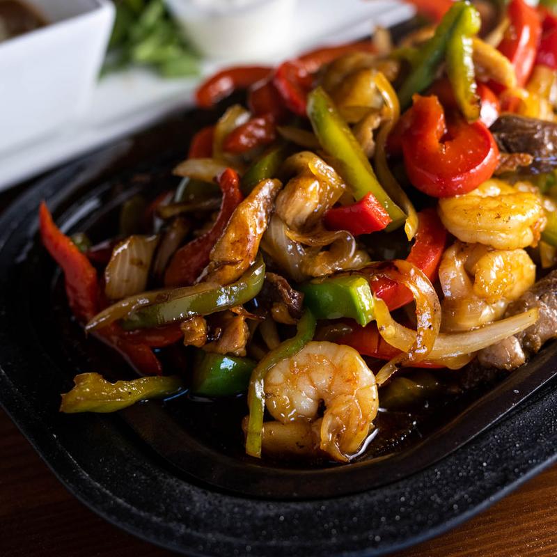 Azteca Fajitas photo