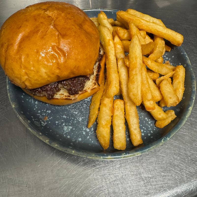 Cheeseburger photo