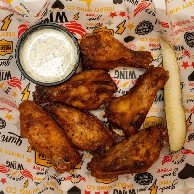 Cajun Wings and dip.