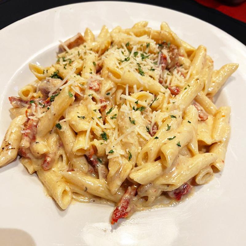 Penne Chicken & Sun-Dried Tomatoes photo