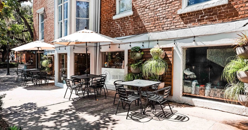 Exterior seating space