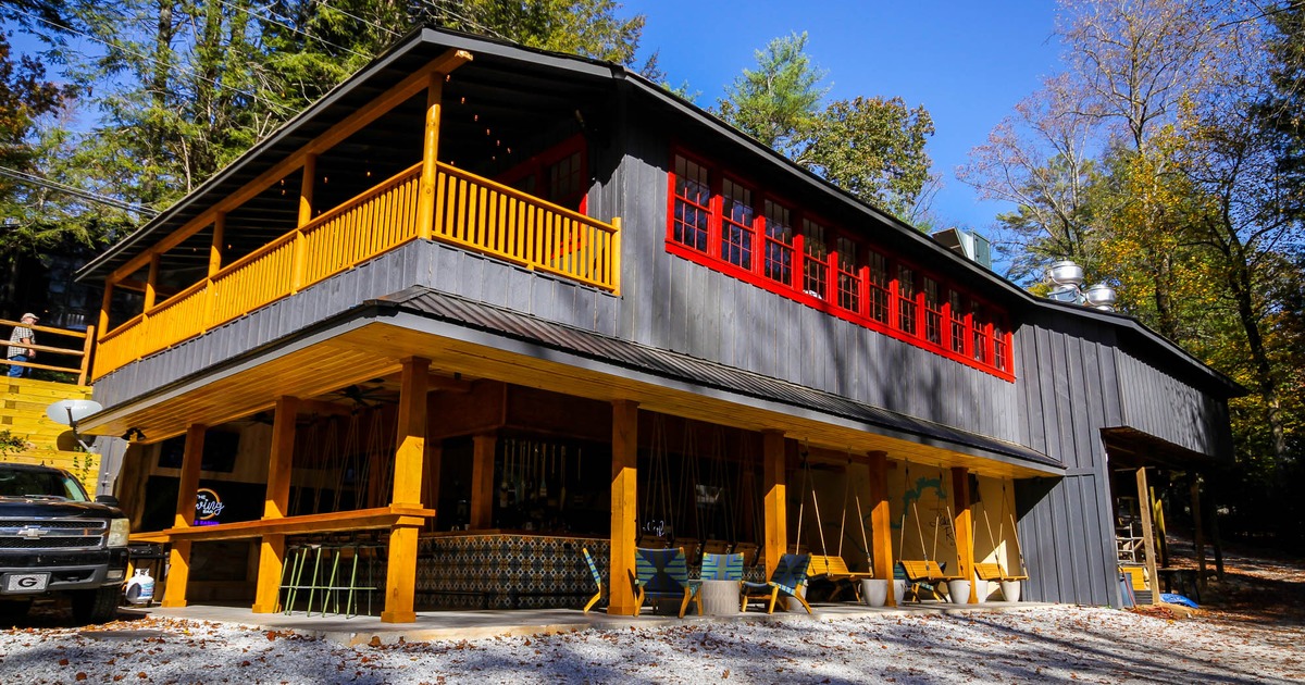 Exterior, restaurant, front view