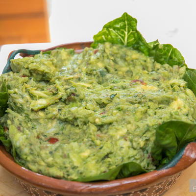 Light green nachos dip