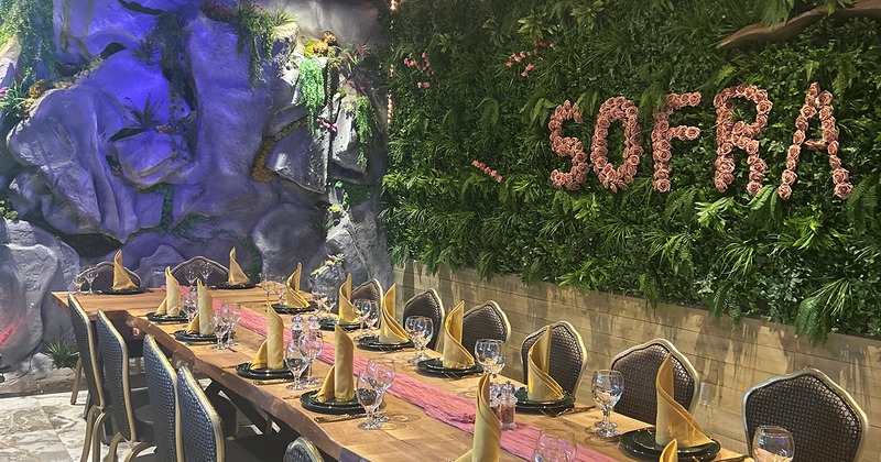 Vast and elegant table set for guests