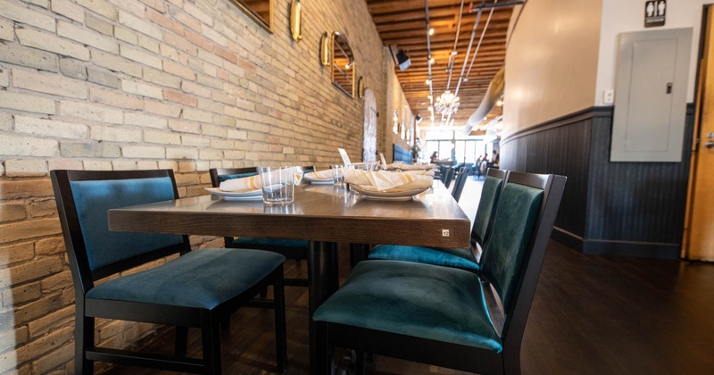 Interior, set table, closeup