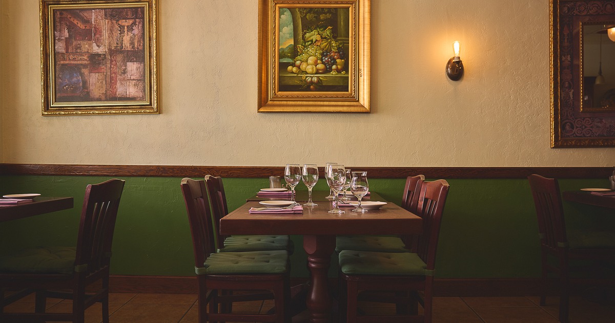 Interior, diner table, side view