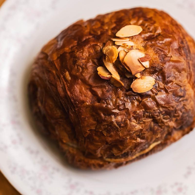 menu item 4 of 12, Chocolat Amandes