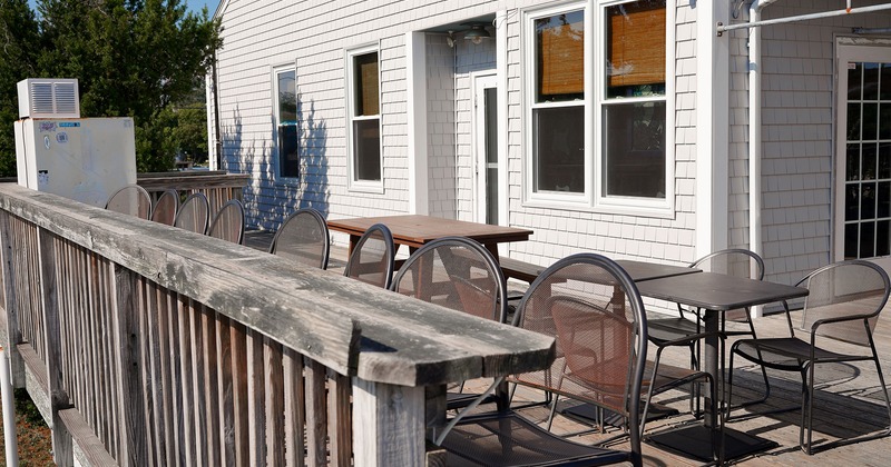 Exterior, terrace with tables and chairs