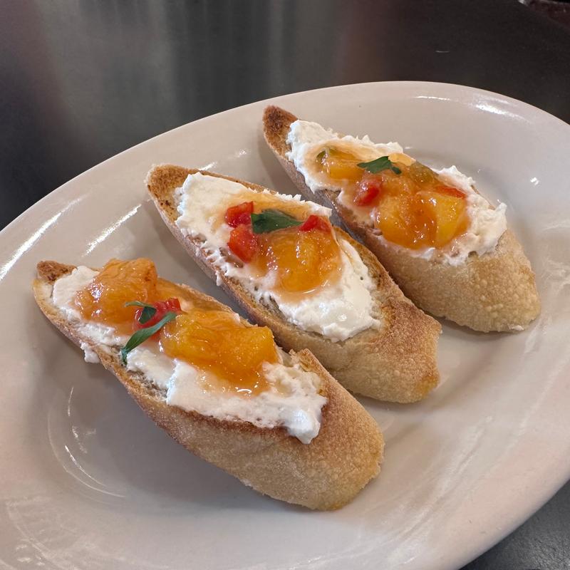 Peach Pepper Goat Toast photo