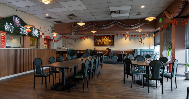 Interior, diner area, tables, chairs