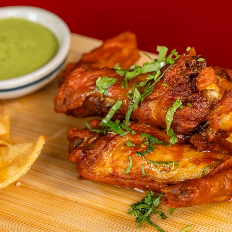 menu item 3 of 11, Traviezo Wings (6)