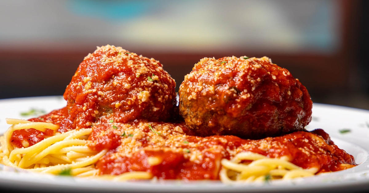 Spaghetti and meatballs