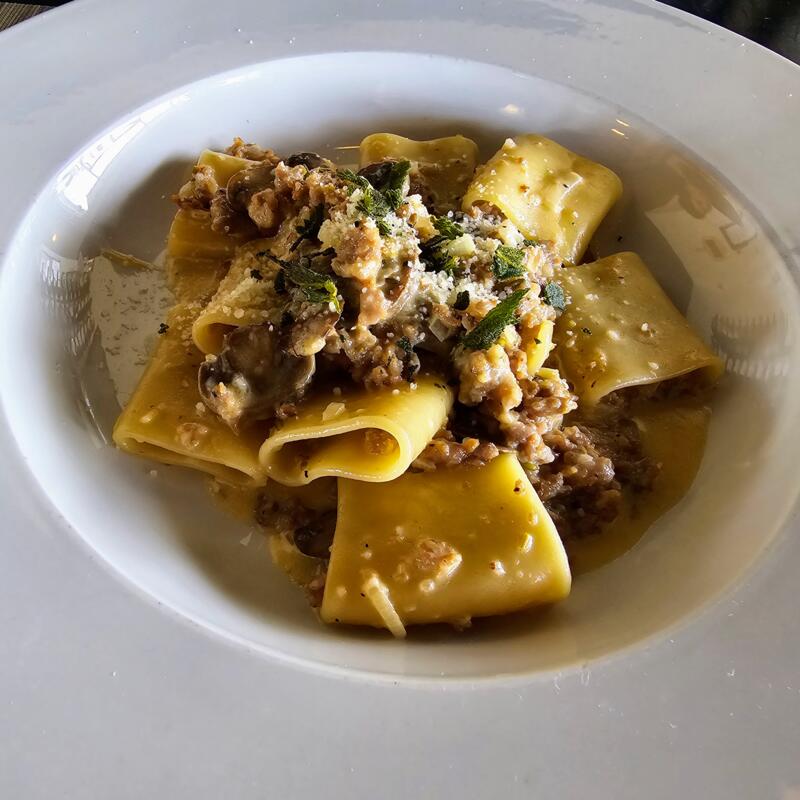 Paccheri alla Norcina photo