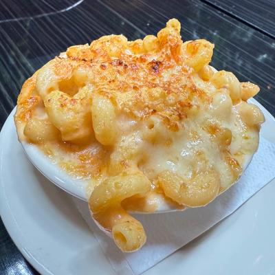 Bowl of baked mac and cheese.