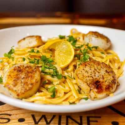Cast Iron Seared Sea Scallops Pasta.