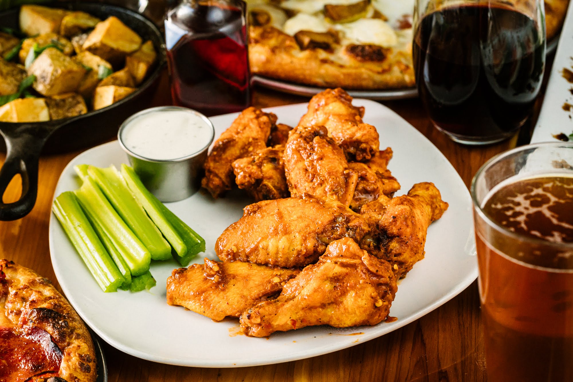 Pizza Pub, Pizza Delivery, Wings, Sports Bar, Round Rock TX