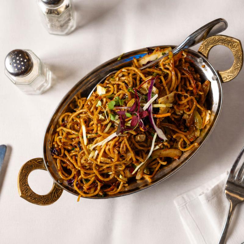 menu item 2 of 8, Chicken Hakka Noodles