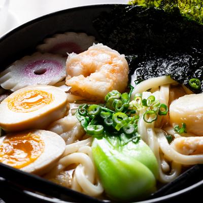 Nabeyaki noodle soup, close up.