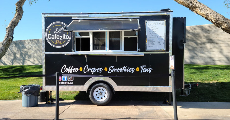 Exterior, El Cafezito trailer