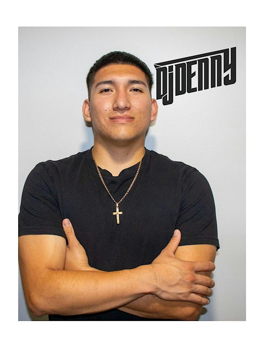 La Discoteka - DJ Denny event photo