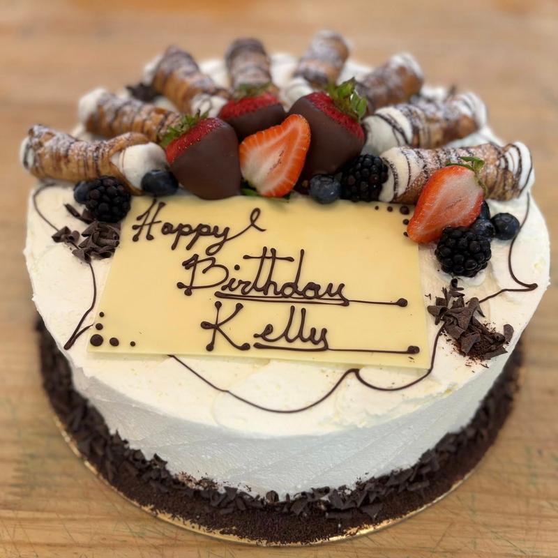 menu item 16 of 46, Cannoli Cake