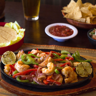 Seafood plate with peppers and lime