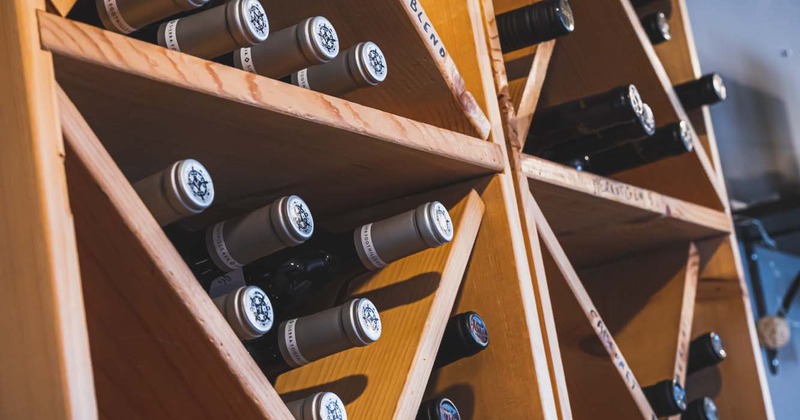 wine, wine rack