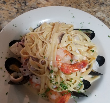 Seafood fettuccine