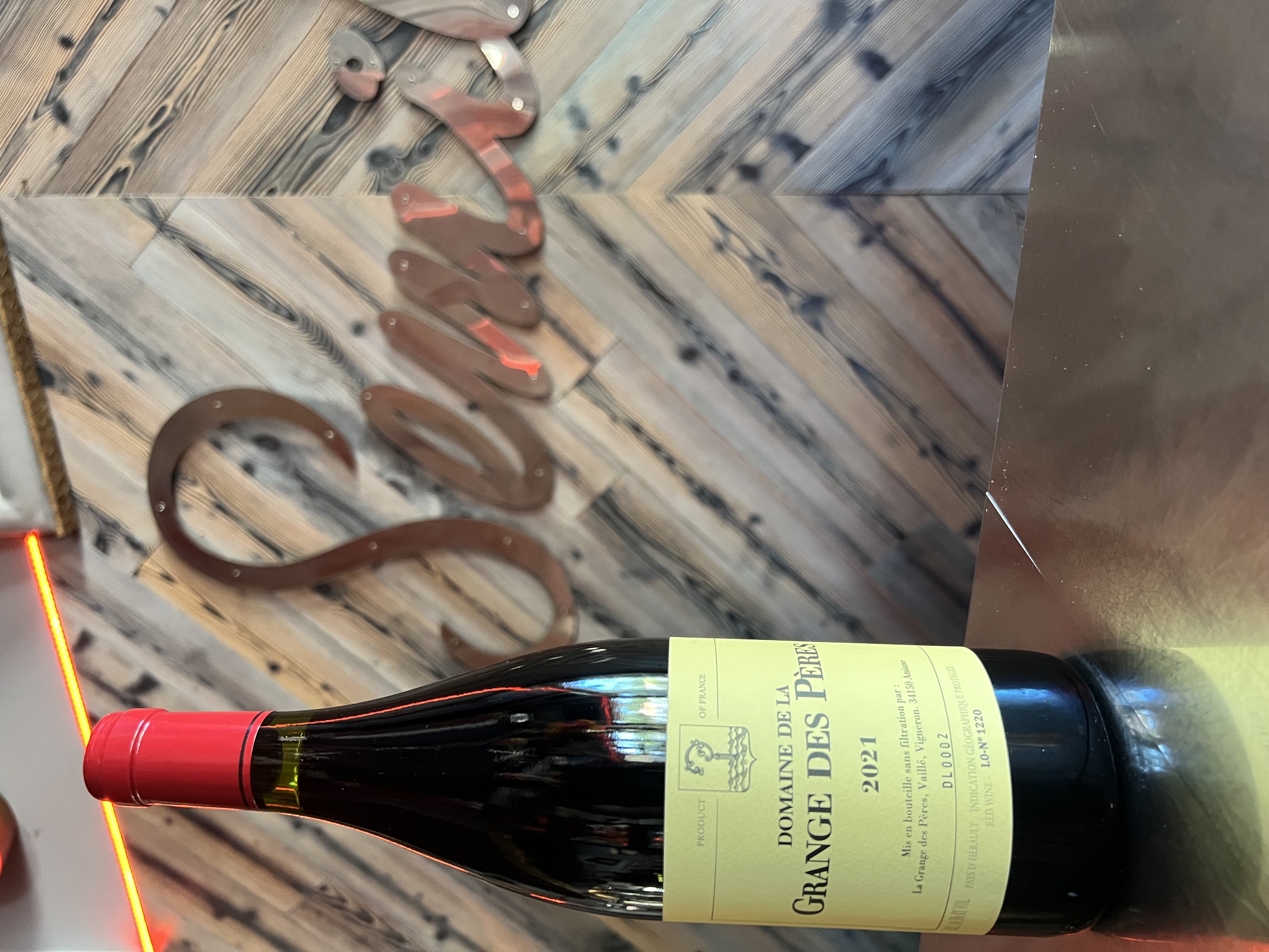 Domaine de la Grange des Pères, Syrah, Mourvèdre, Cabernet Sauvignon, Counoise. photo