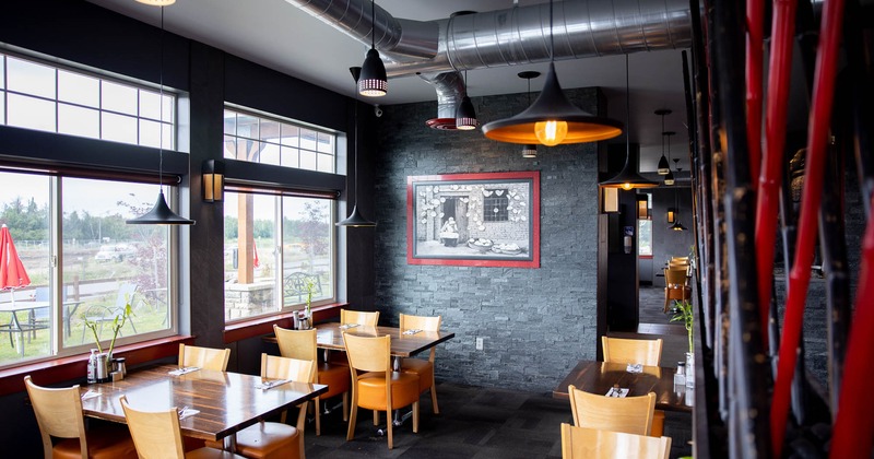 Diner area, wide view