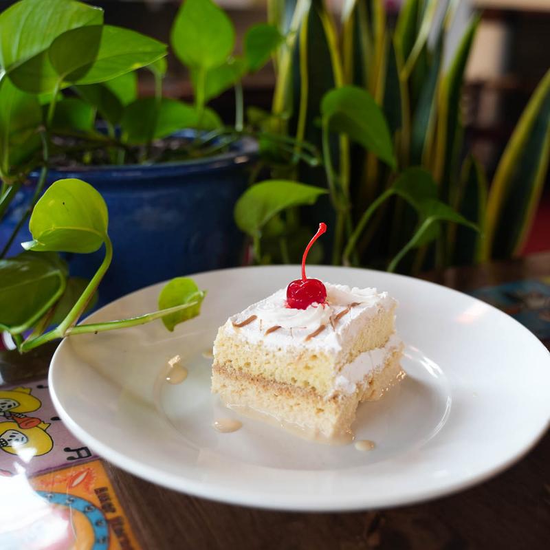 Pastel Tres Leches photo