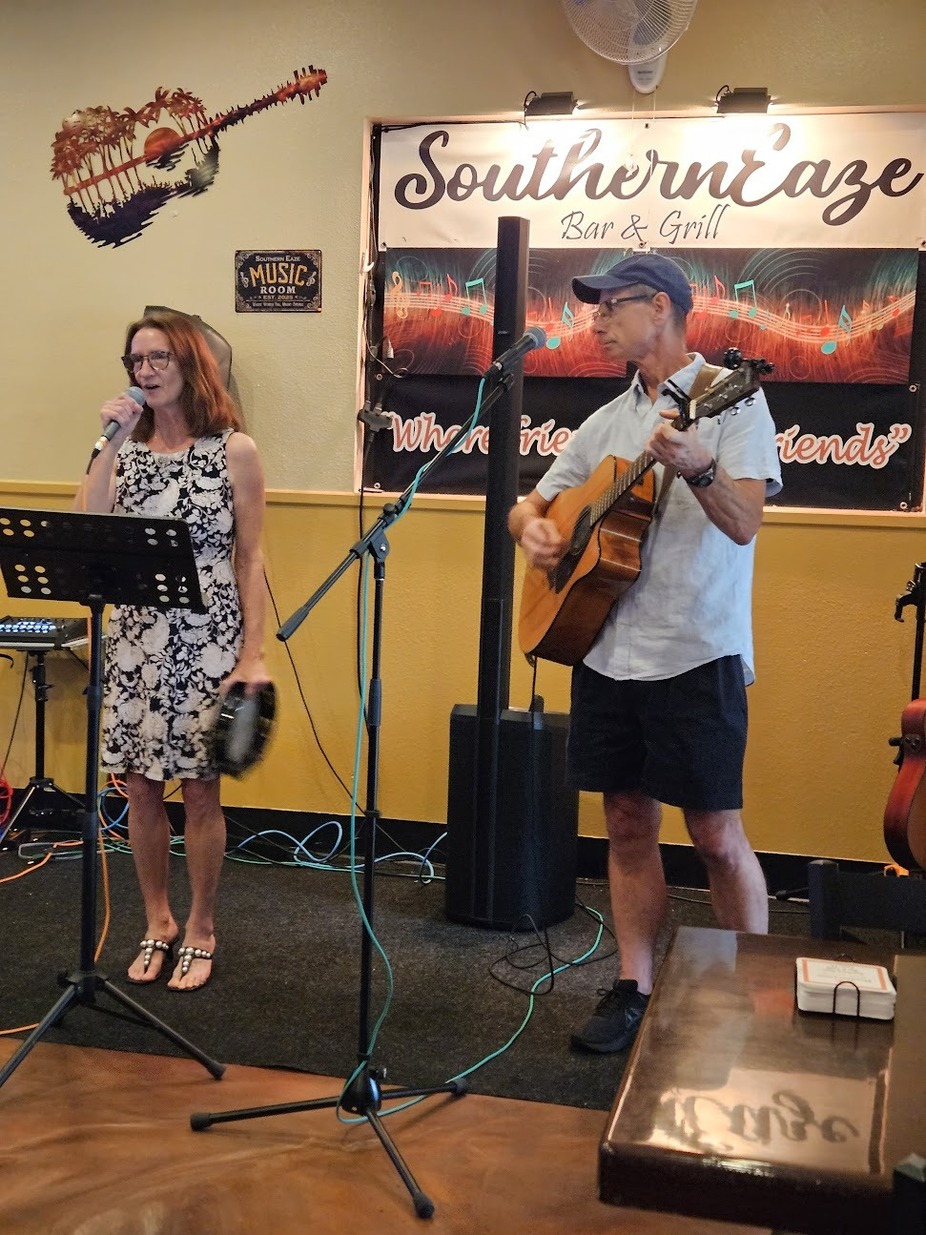 Red Red Winos Music event photo