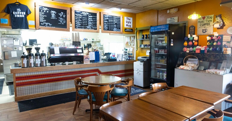 Interior, diner table, round table,chairs, food counter