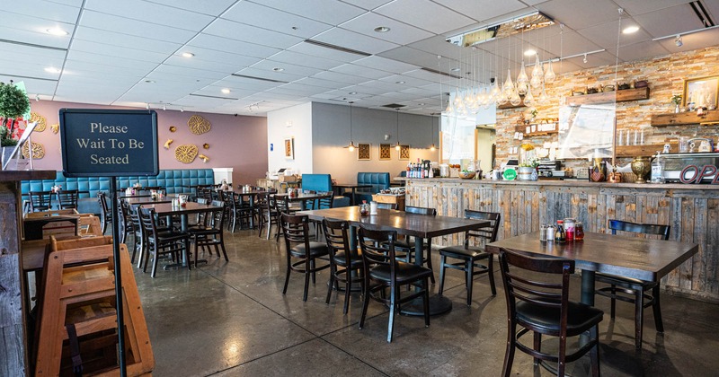 Blu Jasmine interior