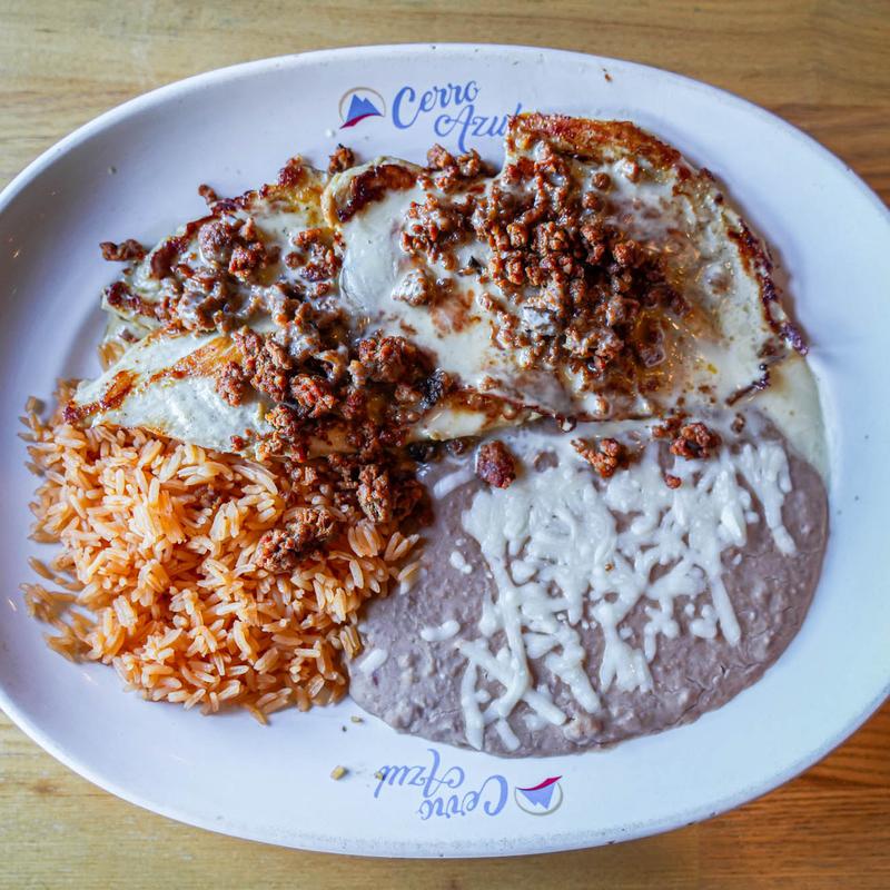 Lunch Chori Pollo photo