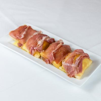 Gnocchi with prosciutto.