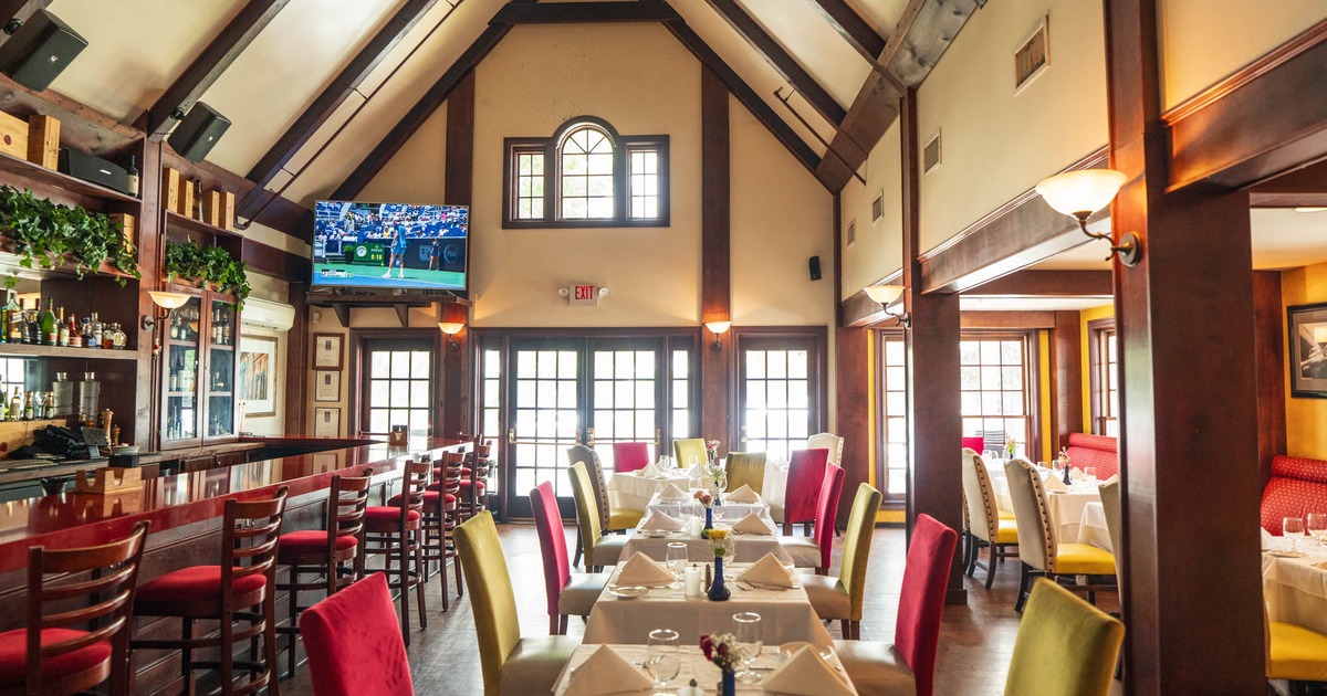 Restaurant dining area
